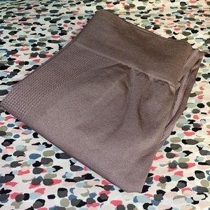 H&M purple athletic leggings